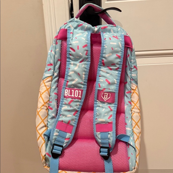 Ice Cream Backpack - Picture 4 of 11